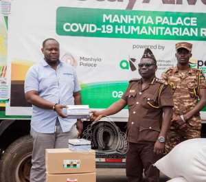 Otumfuo Donate To Three Prisoners