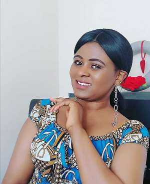 Meet the ever-inspiring Elizabeth Amoaa born with 2 wombs, 2 cervixes  2 vaginal canals