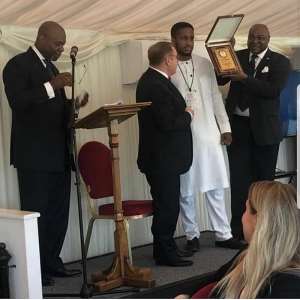 African Billionaire Philanthropist Prince Onyeka Eze ReceivesEuro-Knowledge Awards In London