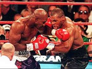 Holyfield Demands Bizarre No Knockouts Rule For Potential Tyson Comeback Fight