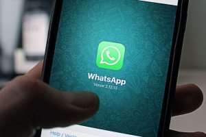 Clear Signs You Are Addicted to WhatsApp
