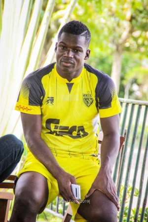 AS Vita Signs Former Kotoko Striker Ahmed Toure