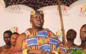 NPP Bigwigs On Their Knees Beg 'Furious' Otumfuo Osei Tutu