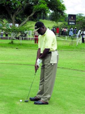 Organise golf in a more business-like manner - Asantehene