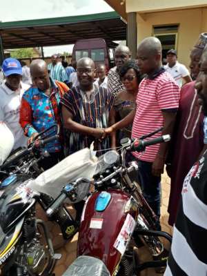 NPP Chairman Gives Motor-bikes, Cash To Constituencies