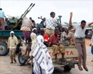 Fighting rages outside Mogadishu