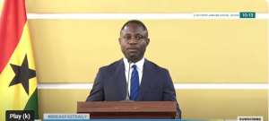 Health Minister urges retired nurses to step in amid nurses strike