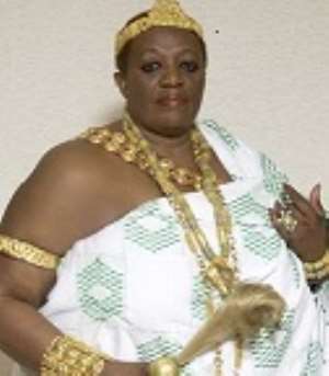 Nana Amuah-Afenyi VI Of Otuam Consoles Captain Mahamas Family
