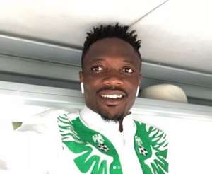 Super Eagles player, Ahmed Musa Acquires Brand New Range Rover Velar