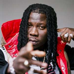 Stonebwoy speaks on past controversies, advocates for unity