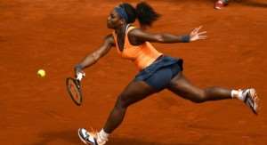 Tennis : Serena Wiliams hardly qualified for the semi-finals in Madrid