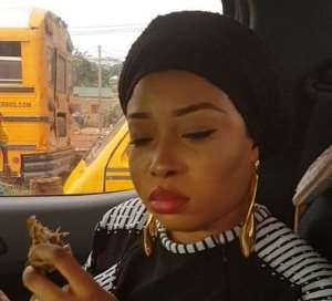 Actress, Lizzy Anjorin Eating well Ahead of Movie Premiere