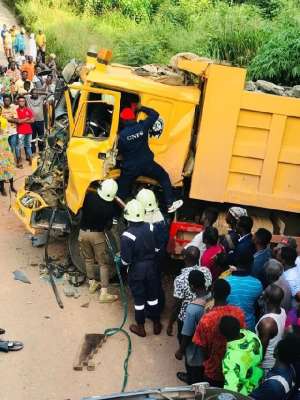 WR: Driver trapped in mangled truck at Ntaamakrom rescued by Fire Service personnel