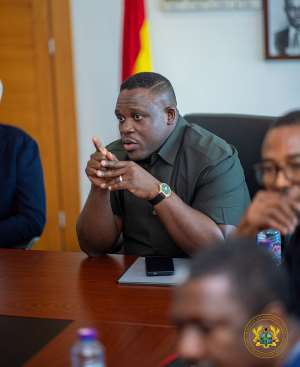 Communication Minister vows to fine telecom companies for poor services