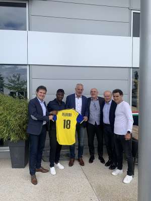 Done Deal: Ebenezer Assifuah Joins French Ligue 2 Club Pau FC