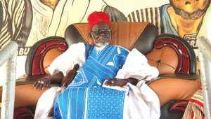 Bawku Naba urges Nayiri to enforce customary peace rites to end conflict