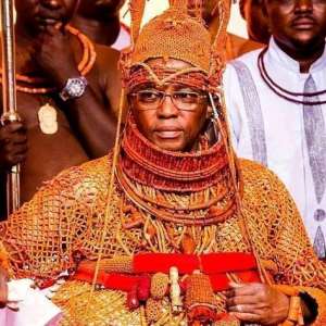 Oba of Benin, Ewuare II, Benin Royal family.