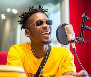 Mr. Eazi Exposed The Mind Of A Fan Who Posted About His Latest Interview
