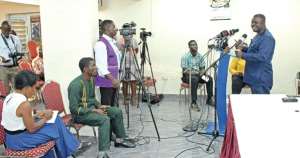 GJA President, Albert Kwabena Dwumfou addressing the media