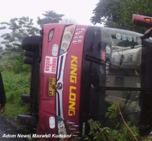 Scores narrowly escape death in Kumasi-Accra road accident