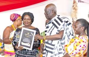 Vice President Prof Jane Naana honoured with Osabarimba Royal Award