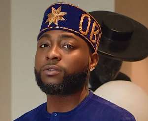 Davido Explains Why He Reduced His Inner Circle