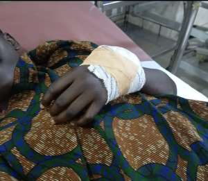 JHS girl slashes schoolmates hand for touching her breast