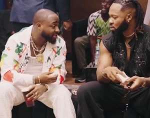 Flavour Proves You Can Make More Money In Nigeria – Davido