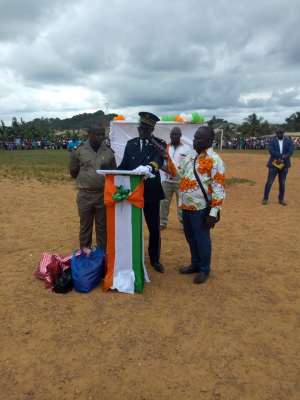Dr. Awanzi addressing the gathering during the 58th Independence Day celebration by Ivorians