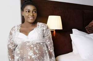 More Photos of Actress, Queen Nwokoyes Pregnancy Journey