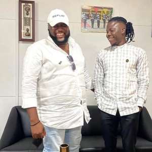It's All Love On This Side – Stonebwoy Makes-up With AngelTown