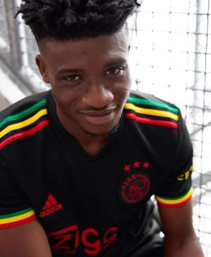 Ghana star Kudus Mohammed models in Ajax new jersey to celebrate Bob Marley Photos