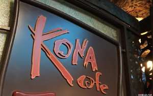 VIDEO: Kona bar bouncer apologizes for assault