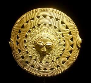 Asante Gold Pectoral, Ghana — Gold pectoral ornament of the Asante (Ashanti) people of Ghana, exhibited at the Ethnological Museum in Berlin. Photo: Daderot / Wikimedia Commons, CC0 1.0.