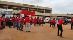 ECG workers Semonstrate Against Planned Concession