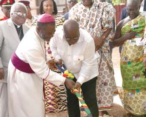 President Nana Addo cutting sod for the construction of a National Cathedral