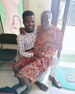 Picture of ill veteran Ghanaian actor 'Kohwe' surfaces