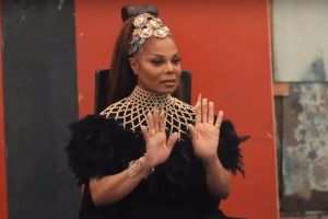 Video: Janet Jackson Rocks Necklace Designed By Ghanaian