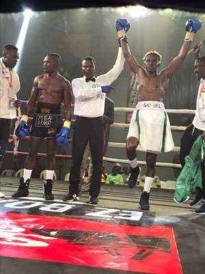 Samuel Takyi destroys Nigerian Samuel Moses in round one in Lagos