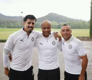 Andre Ayew with new Al Sadd teammates