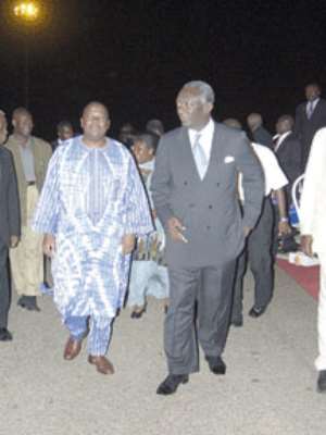 President Kufuor to dump VP Aliu Mahama?