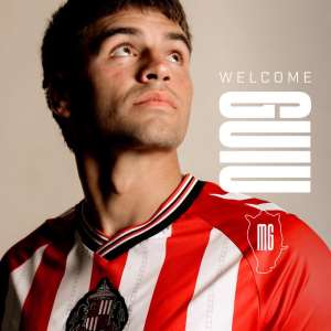 Sunderland sign Chelsea teenage striker Marc Guiu