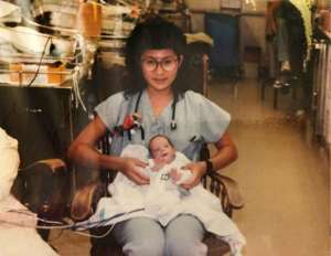 Nurse Meets Baby 28 Years Later And Experiences A Surprise