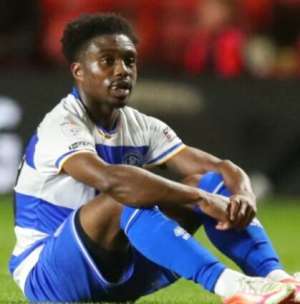 Tariq Lamptey injured in QPR draw with Charlton