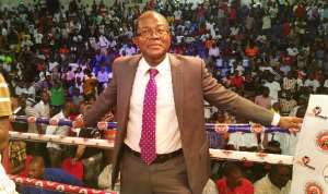 Ex-GBA boss Peter Zwennes hails Isaac Dogboe