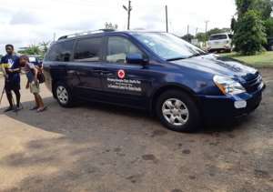 Akropong Akwapim Health Clinic gets shuttle vehicle
