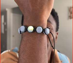 The 23 years old Ghanaian, Melvin Makoma, Who went from being rejected by Neuralink to building the world’s beaded technology.”Makoma Bracelet “