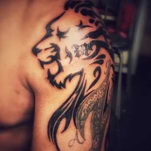 Van Vicker Adds Another Tattoo; Lion Of Judah On His Arm
