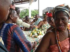 Kufuor presents cash and drinks to Ga Traditional Council
