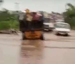 VIDEO: Heavy rainfall destroys properties at Bantama